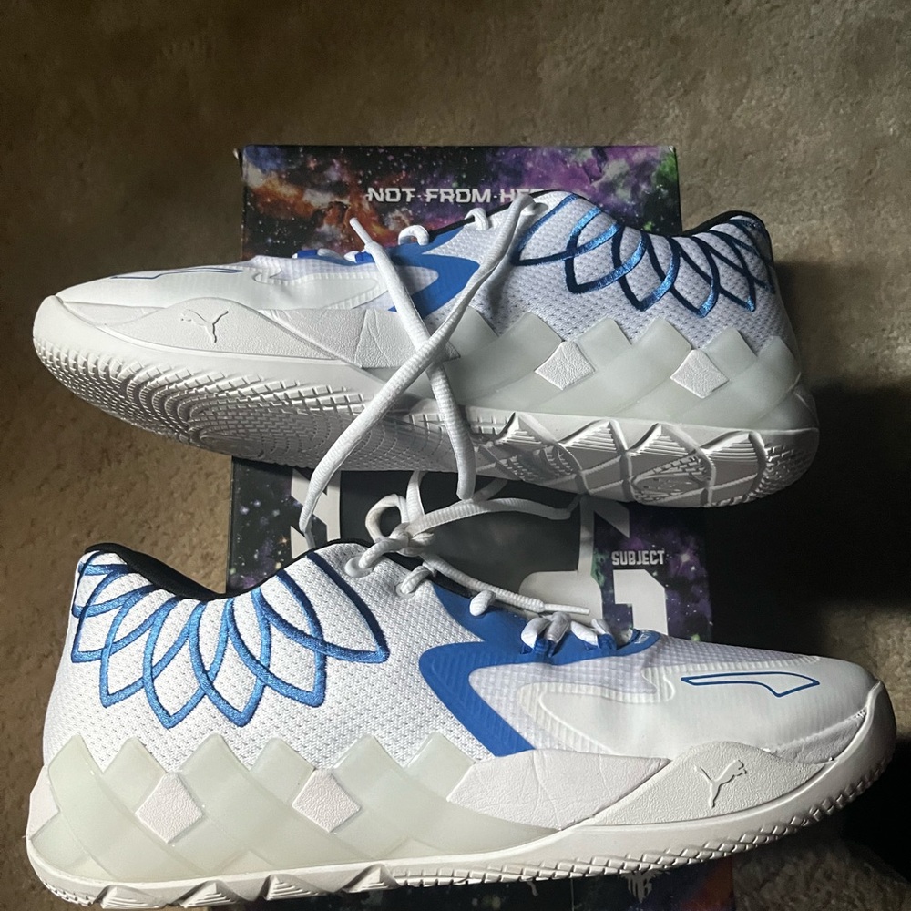 LaMelo puma mb.01 white and blue size 14